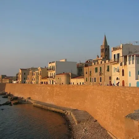 Monolocale Dina's House Apartamento Alguer