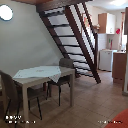 Apartamento Monolocale Dina's House