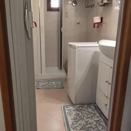 Διαμέρισμα Monolocale Dina's House *